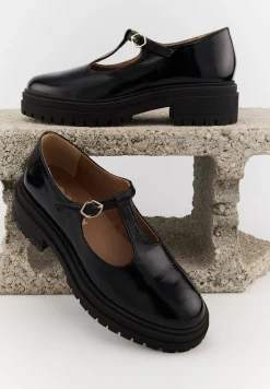Bons Baisers Derbies & Mocassins<Mildred-